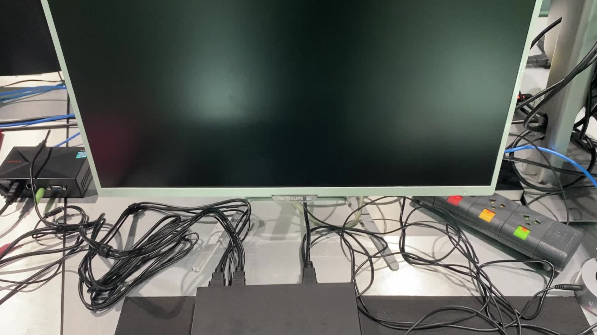 LKH304B : HDMI+Audio+Peripherals USB KVM switch 4 Port
