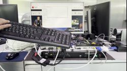 CS1708A+CE770+2A-130G+OC-V2HA : ทดสอบต่อขยายคอนโทรลและแปลงเป็นHDMI(1920x1200@60Hz)